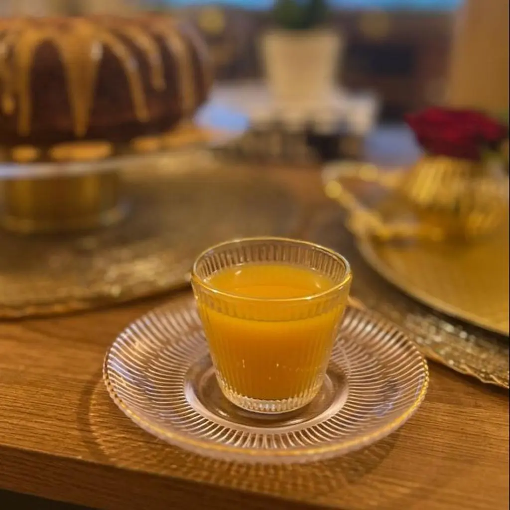 قهوة سعودية مع التمر